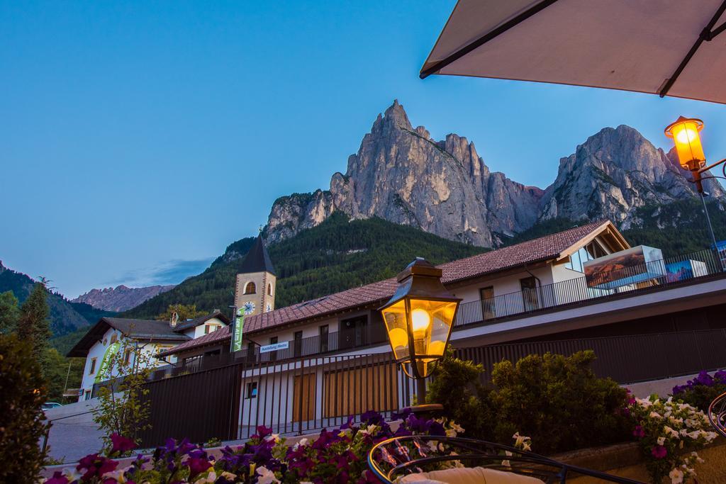 Hotel Enzian Genziana Siusi Exterior foto